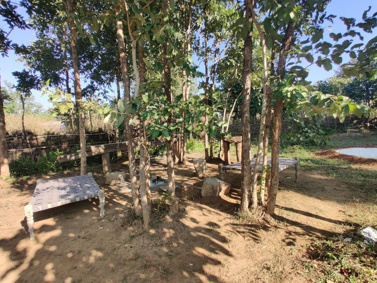 Surwahi Social Ecoestate Kanha Ngoại thất bức ảnh
