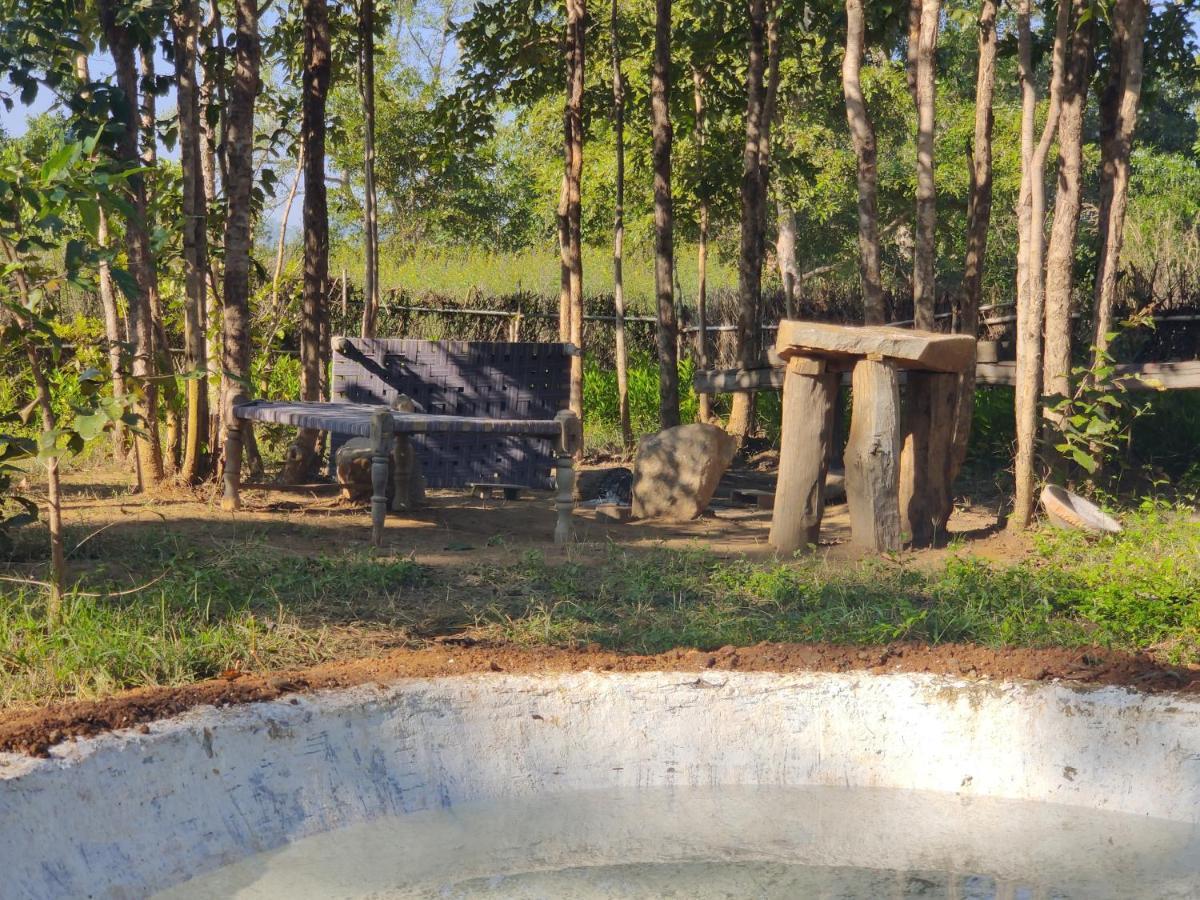 Surwahi Social Ecoestate Kanha Ngoại thất bức ảnh