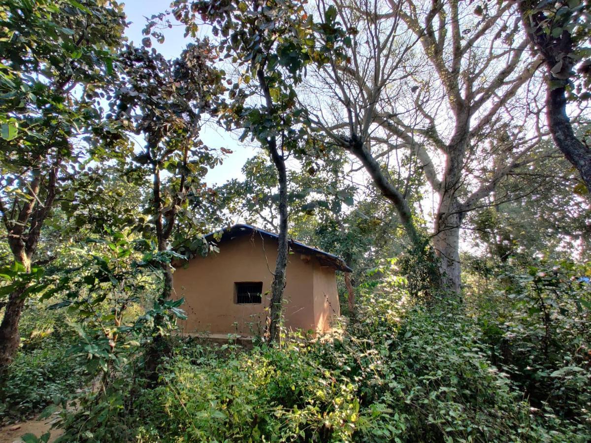 Surwahi Social Ecoestate Kanha Ngoại thất bức ảnh