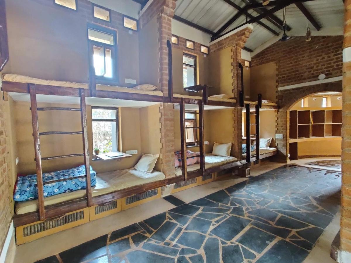 Surwahi Social Ecoestate Kanha Ngoại thất bức ảnh
