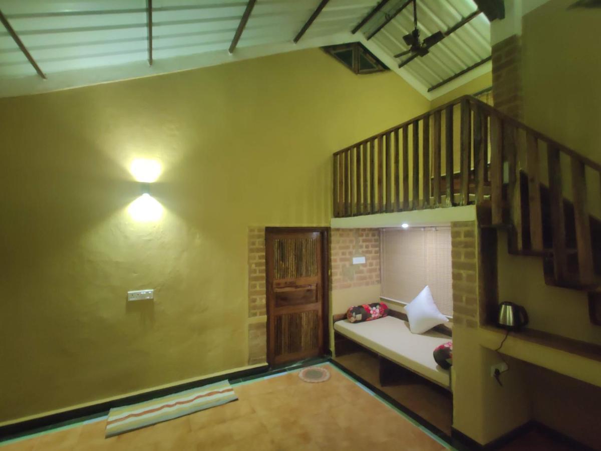 Surwahi Social Ecoestate Kanha Ngoại thất bức ảnh